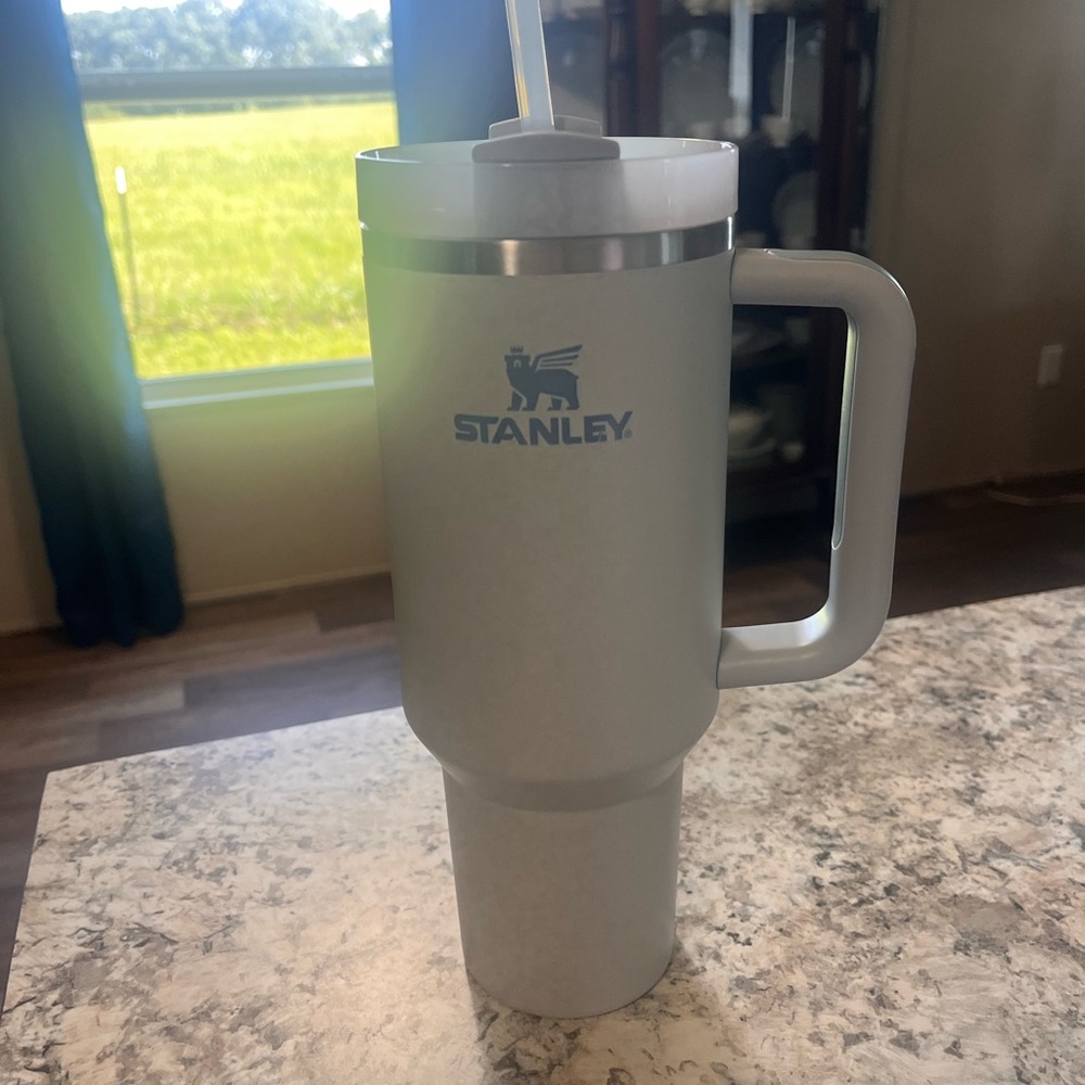 Stanley Gray Travel Mug with Handle